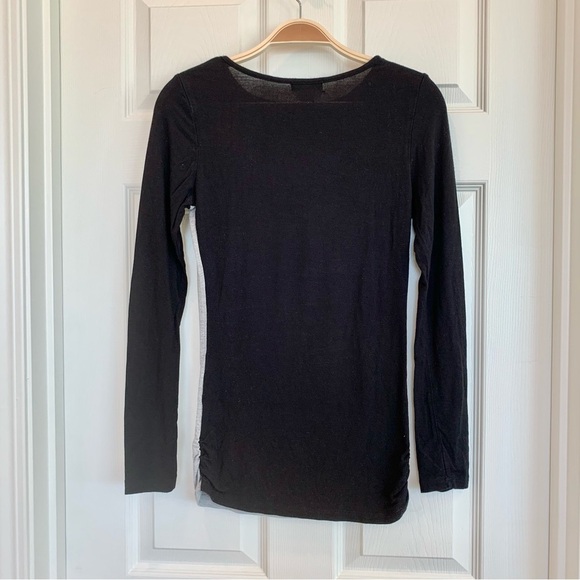 NWOT VENUS Black Grey Colorblock Keyhole Cut-Out Long-Sleeve Top - Picture 5 of 7